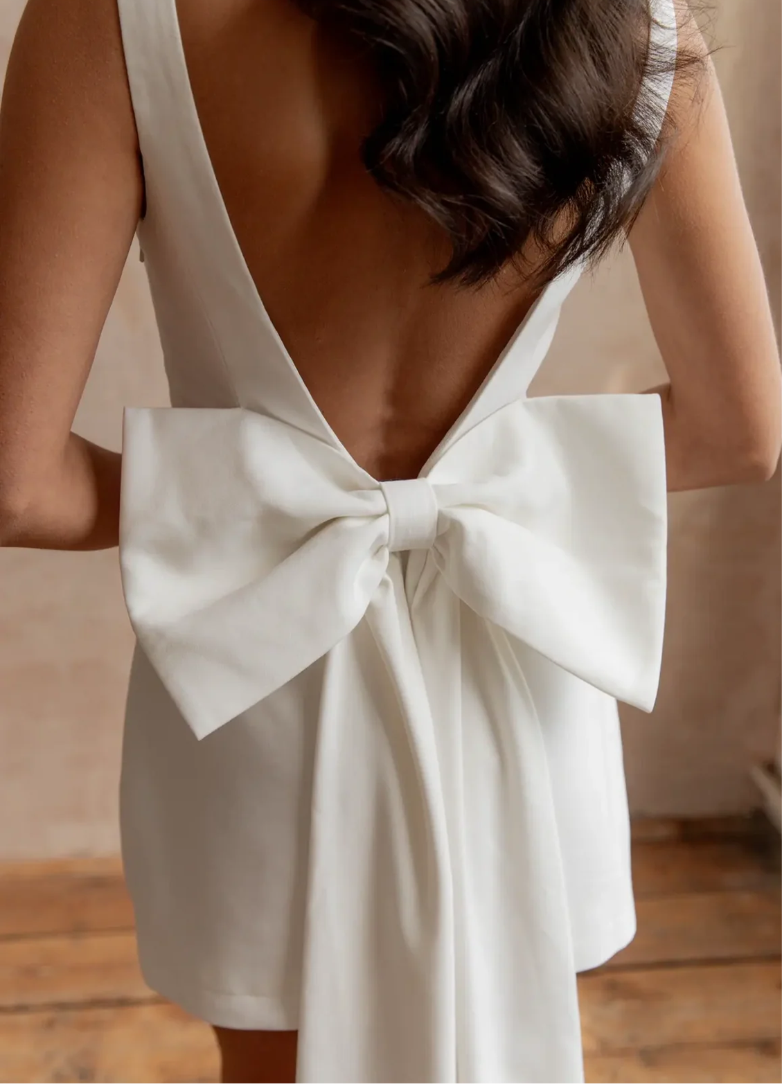 Anne Louise Boutique White Dove Bow Mini